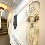 Great Located Victorian House With Amenities * בריסטול